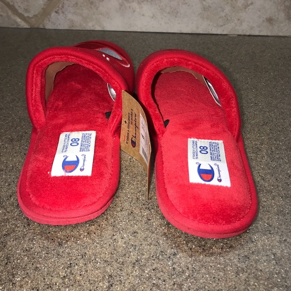 🆕 Champion SleepOver II Scarlet Slippers - Picture 7 of 8
